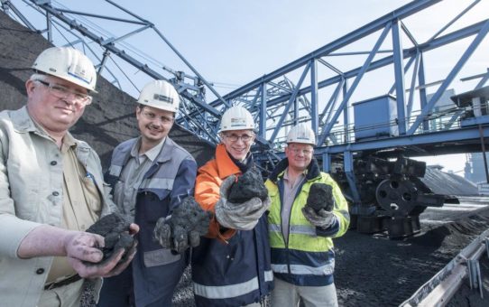 140 Öfen im Einsatz für die Stahlproduktion - Kokerei Schwelgern verarbeitet 50-millionste Tonne Kokskohle