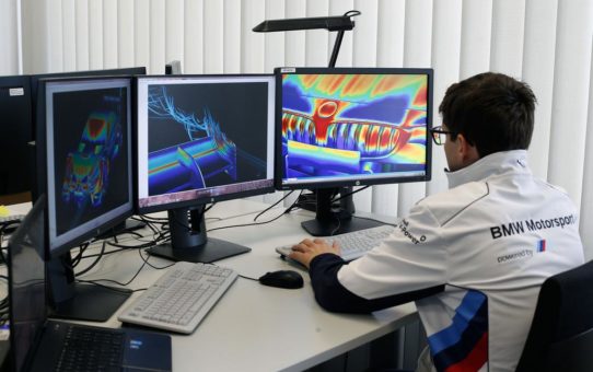 High-Performance-Rechner in der Entwicklung des BMW M4 DTM: die computergestützte Strömungssimulation im Detail