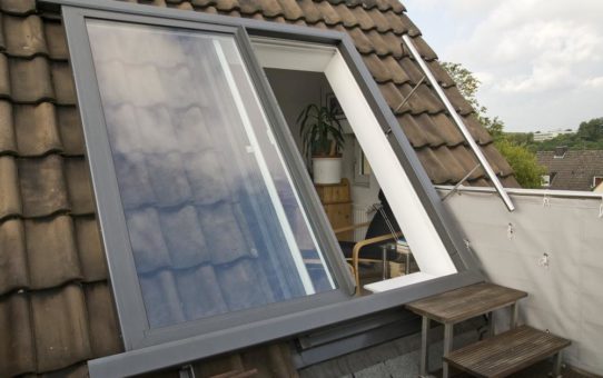 Alle aktuellen Infos zu Dachschiebe- und Balkonausstiegsfenstern von LiDEKO jetzt online im Portal www.ausschreiben.de