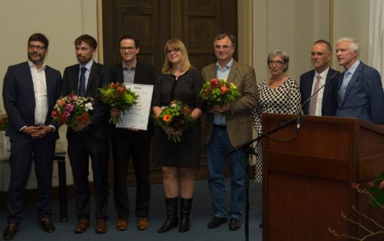 "FluType" gewinnt Landespreis für Alternativ-methoden für Tierversuche in Forschung und Lehre