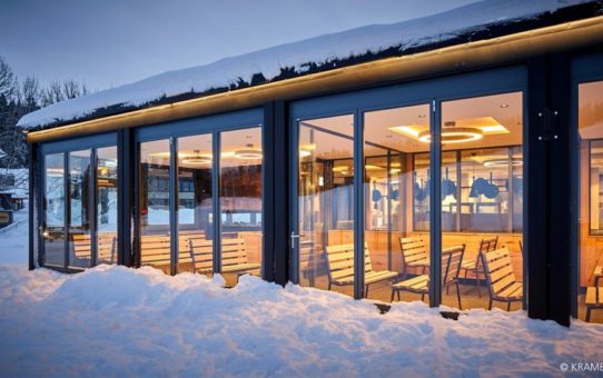 Rothaus Chalet auf dem Feldberg - gebaut mit den neuen Raum-Modulen von addhome