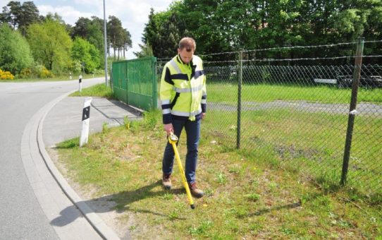 Verdeckte Armaturen punktgenau orten mit dem Magnetometer ST 101