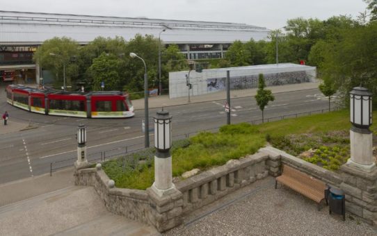 Urbane Mobilität - "Bike and Ride"-Station Erfurt in feuerverzinkter Stahlbauweise