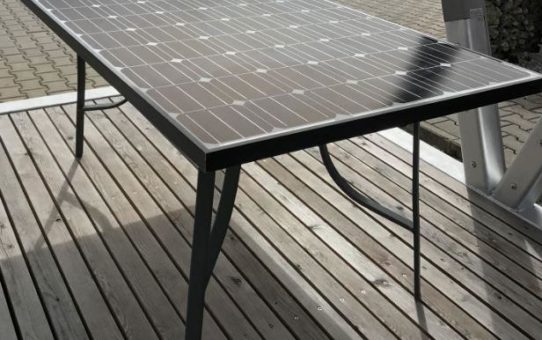 Die schlaue und einfache Solarlösung: Mini Solar Kraftwerk, Solartisch, Hochbeet und Co.