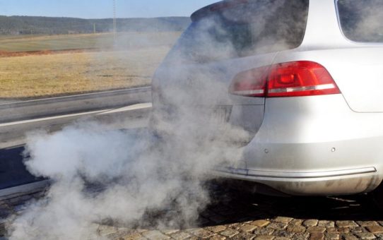 Dieselpartikelfilter regenerieren: Verstopfen und Totalausfall vermeiden - Fahrzeugchemische Produkte als zeitwertgerechte Lösung