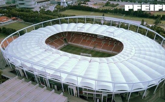 Video über Dacherneuerung der Mercedes-Benz Arena online