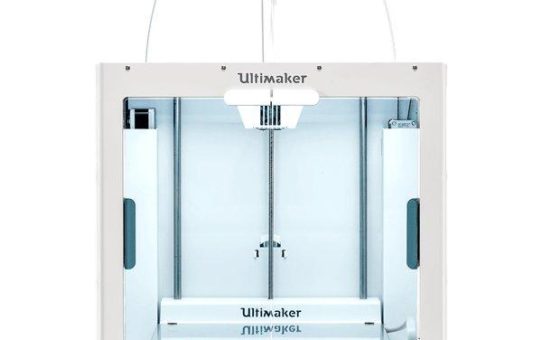 B+B rüstet auf – neuer 3D-Drucker in Betrieb genommen