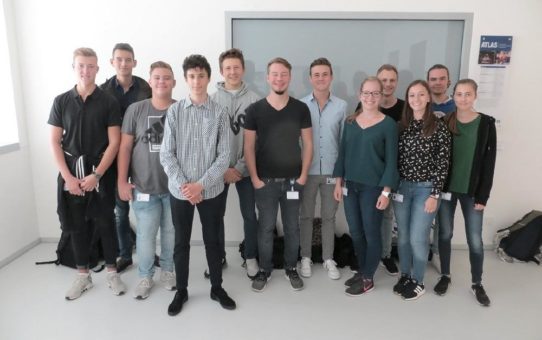 55 junge Frauen und Männer beginnen ihre Ausbildung bei Knorr-Bremse