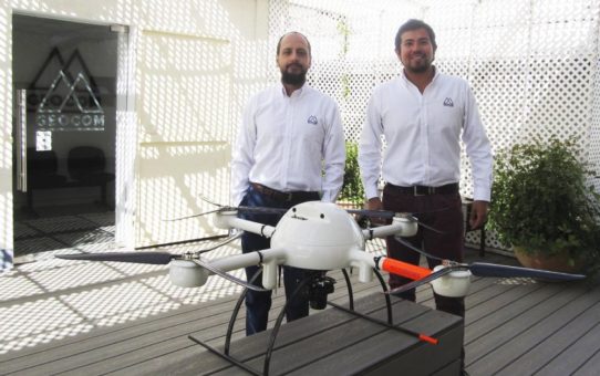 Chilenischer Marktführer für Geodaten GEOCOM wird Microdrones®-Händler