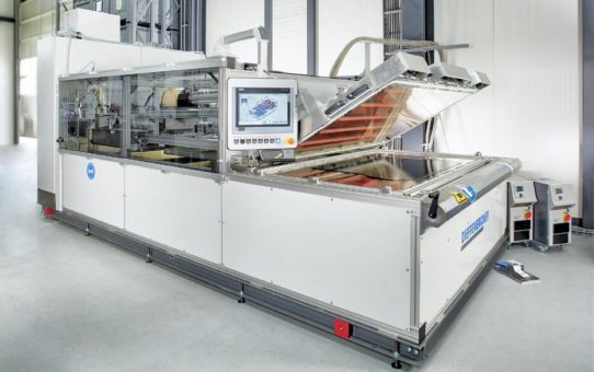 Neu entwickelte Industrieanlage «Fibercon» schließt thermo-plastische Prozesskette