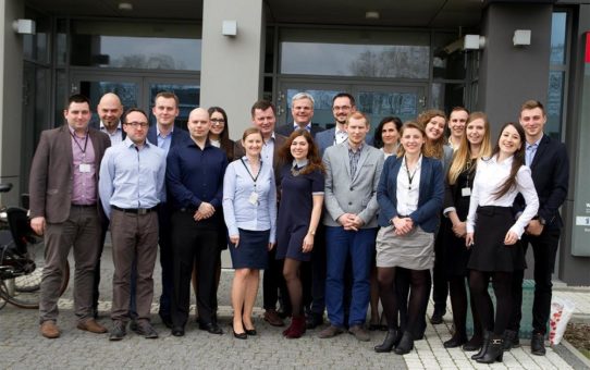 HARTING Technologiegruppe will Geschäft in Polen ausbauen