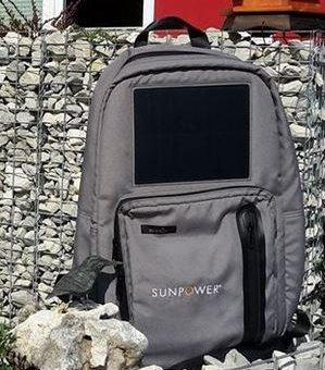 Der Solarrucksack erobert Handy und Co