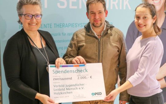 OPED-Mitarbeiter spenden 2.000 € an den Verein „Vorbild Jugendlicher – Leitbild Mensch e.V.“