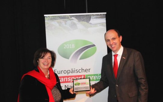 Kögel Euro Trailer Mega Rail holt sich Europäischen Transportpreis für Nachhaltigkeit