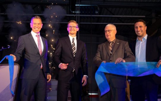 Neues Mercedes-Benz Nfz Center in Weil am Rhein eröffnet