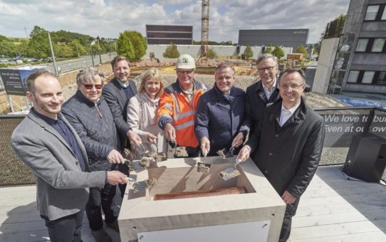 Grundsteinlegung für den Schüco One Neubau