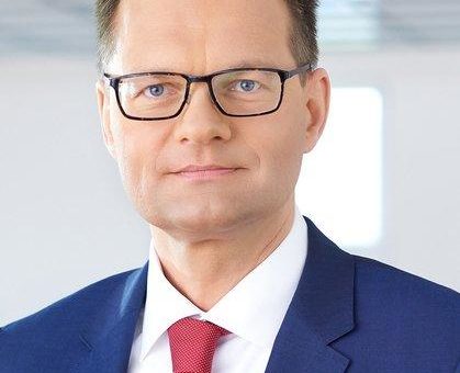 Dr. Stefan Traeger wird den Jenoptik-Konzern für weitere fünf Jahre als Vorstandsvorsitzender leiten