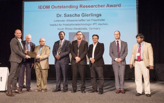 Digitalisierung im Turbomaschinenbau: Auszeichnung für Forschungsleistung für Dr. Sascha Gierlings vom Fraunhofer IPT