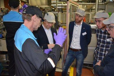 Die Welt der Polyurethane entdecken - FSK-Workshop "Polyurethan für Einsteiger" bei Covestro in Oldenburg