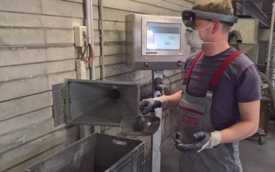 Acando und Brickmakers digitalisieren Produktionsschritt bei TMD Friction mit Augmented-Reality-Technologie