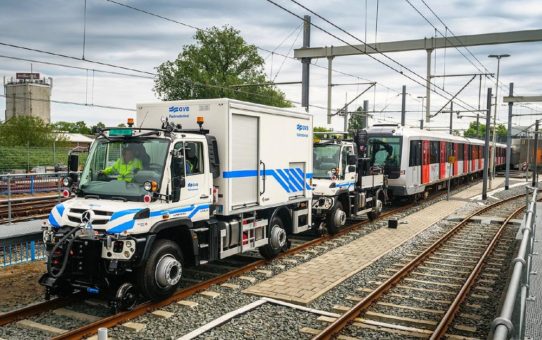 Unimog in Tandemsteuerung in den Niederlanden