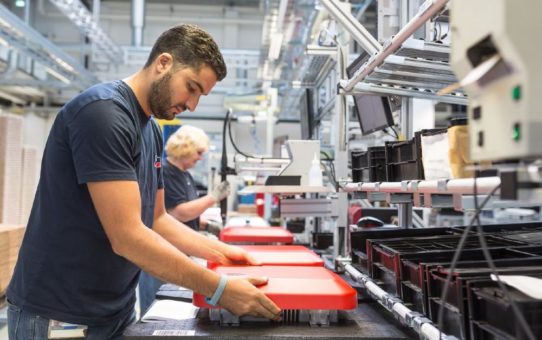 Jeder zweite Solaranlagenbetreiber in Deutschland setzt auf Wechselrichter von SMA