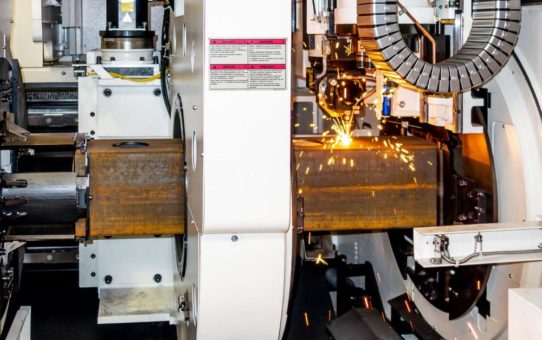 XXL-Rohrlaser, die Dritte: Elting Metalltechnik investiert in neueste Großlaser-Generation