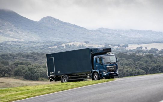 Weshalb bekommt Tim Mälzer sein KRESS Aerodynamik-Kühlfahrzeug jetzt direkt geliefert?