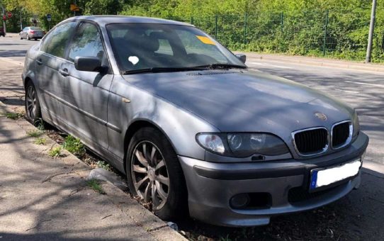 Service für Kommunen: Illegal abgestellte Autos kostengünstig entsorgen. Steuergelder schonen.