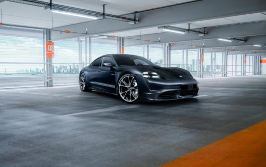 TECHART startet Individualisierungs- und Veredelungsprogramm für die Porsche Taycan Modelle