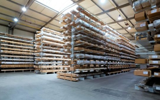mejo Metall Josten: Neue Lagerkapazitäten für zuverlässige Lieferungen