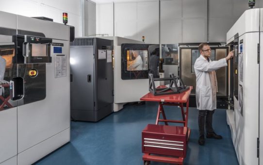 BAE Systems installiert den vierten Stratasys F900 3D-Drucker zur Unterstützung der Initiative Factory of the Future