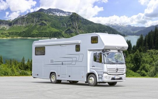 Exklusives Reisemobil VARIO Alkoven 900 auf MB Atego1230 LL