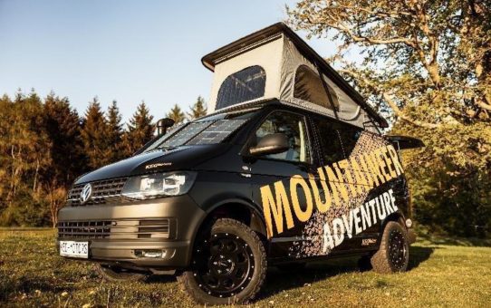 Das Camper Abenteuer beginnt direkt neben der Straße Mountaineer Adventure