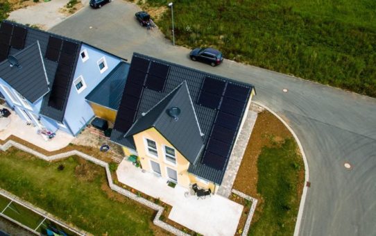 Sharp-Solaranlage in Adelsdorf, Heßdorf, Hemhofen und Umgebung