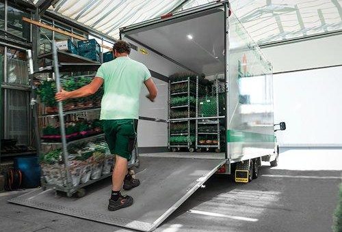 Für mehr Farbe im Leben - Blumentransport leichtgemacht