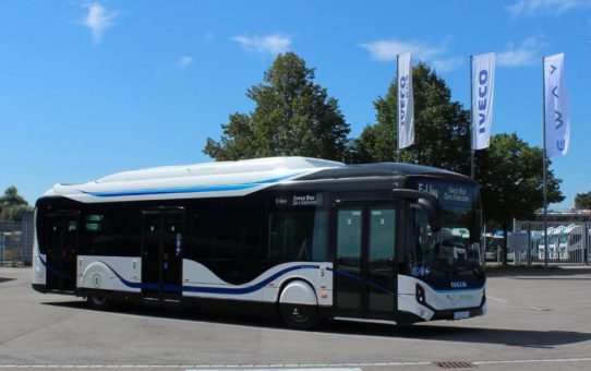 IVECO E-WAY by HEULIEZ: Innovative Bus-Lösungen für eine Mobilität mit Qualität