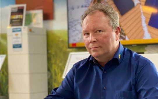 Vortrag und Gespraechsrunde zu den Themen Solar, Waermepumpe und E-Mobilitaet