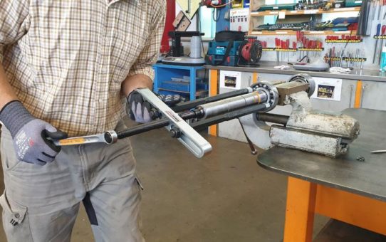 Bearing Puller BP 160 - Der Ausbauprofi fürs Grobe