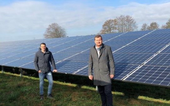 Fünfter Solarpark von Anumar geht in Brunnen ans Netz