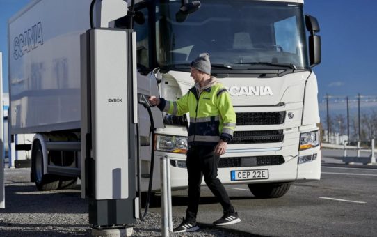 Scania, EVBox und Engie bündeln ihre Kräfte, um die Entwicklung von Elektro-LKWs und -Bussen in Europa zu beschleunigen