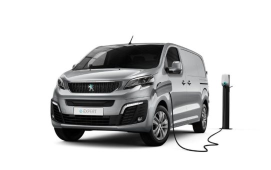 Ab sofort bestellbar: neuer PEUGEOT e-Expert* Avantage Edition