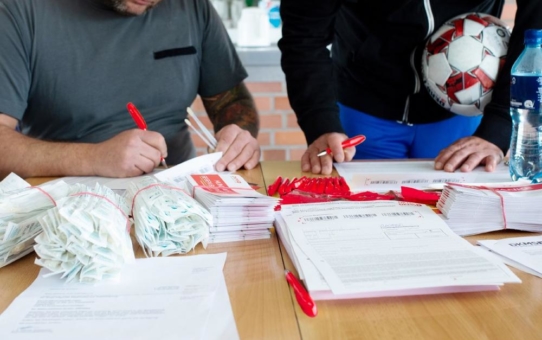 Sievert Logistik unterstützt Initiative „Blut transportiert“