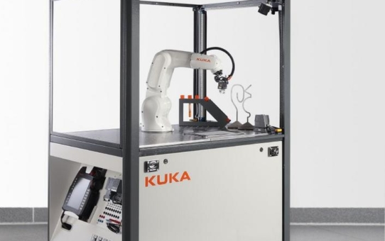 KUKA beliefert zukunftsweisendes Roboter-Trainingszentrum in Irland
