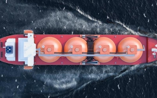 AsstrA hilft einem Kunden beim Chartern eines Tankschiffes