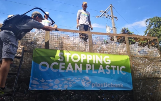 Mountain unterstützt Plastic Bank bei der Prävention von 25.000kg Plastikmüll in unseren Ozeanen