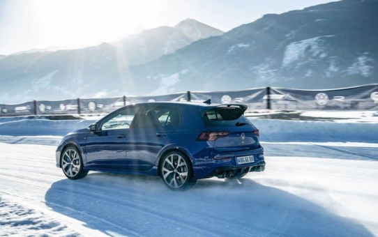 Performance des neuen Golf R1 setzt Maßstäbe