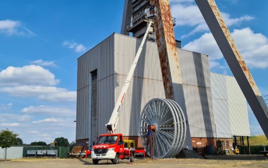 Neu im mateco Mietpark: Die LKW-Arbeitsbühne LT 301 D mit 30 Meter auf 3.5 Tonnen
