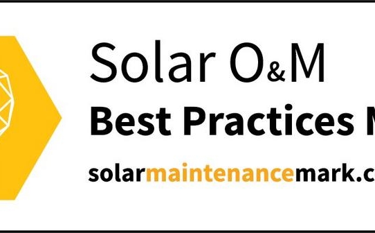 greentech wird durch das weltweit erste O&M Best Practice Mark zertifiziert