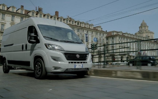 Fiat Professional stellt den neuen E-Ducato vor: 100% Ducato, 100% elektrisch, bereit für jede Mission